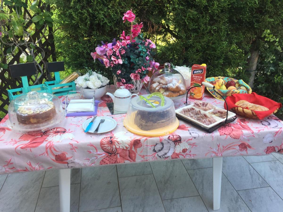 לינה וארוחת בוקר קמפופליצ'ה די רוצ'לה Le Vele מראה חיצוני תמונה